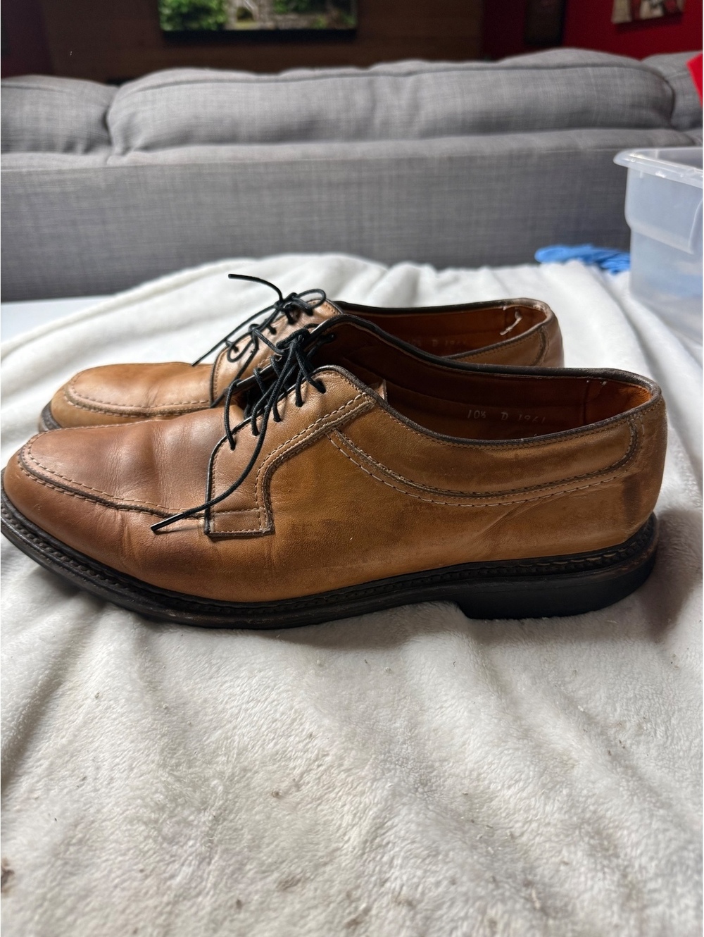 Allen Edmonds Men's Tan Leather Dress Shoes Size 10.5 D Classic Lace-Up